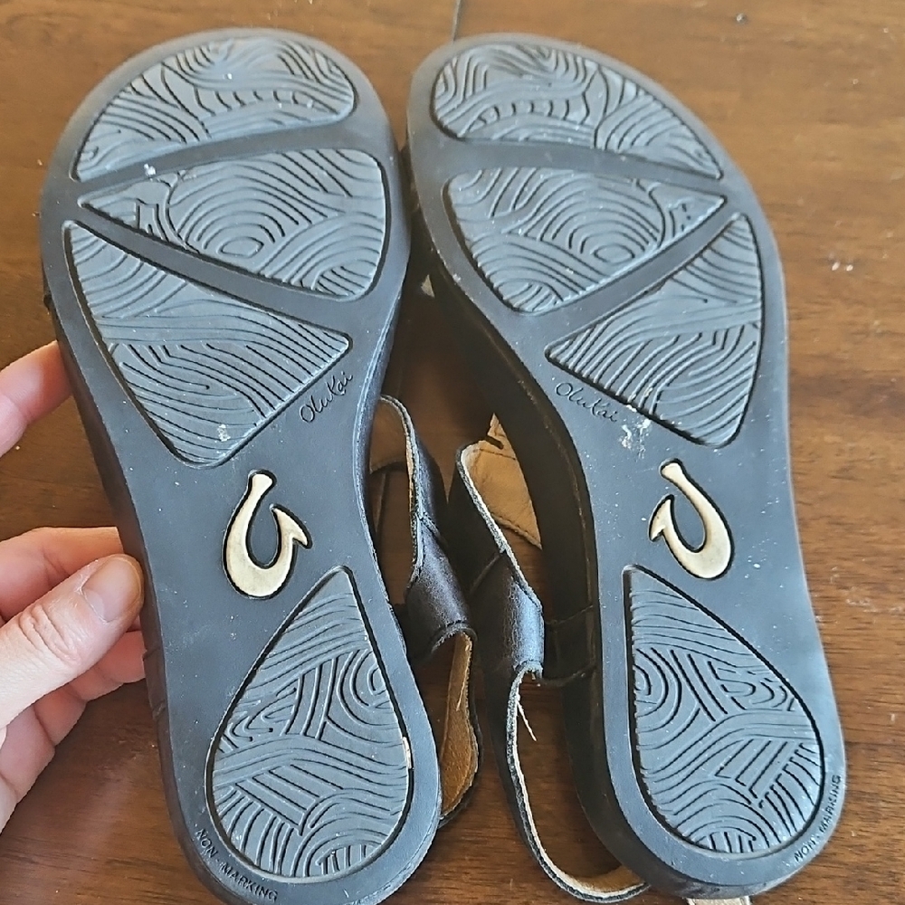 OluKai Women's Dual-Strap Leather Sandals in Brown and Black - Picture 3 of 12